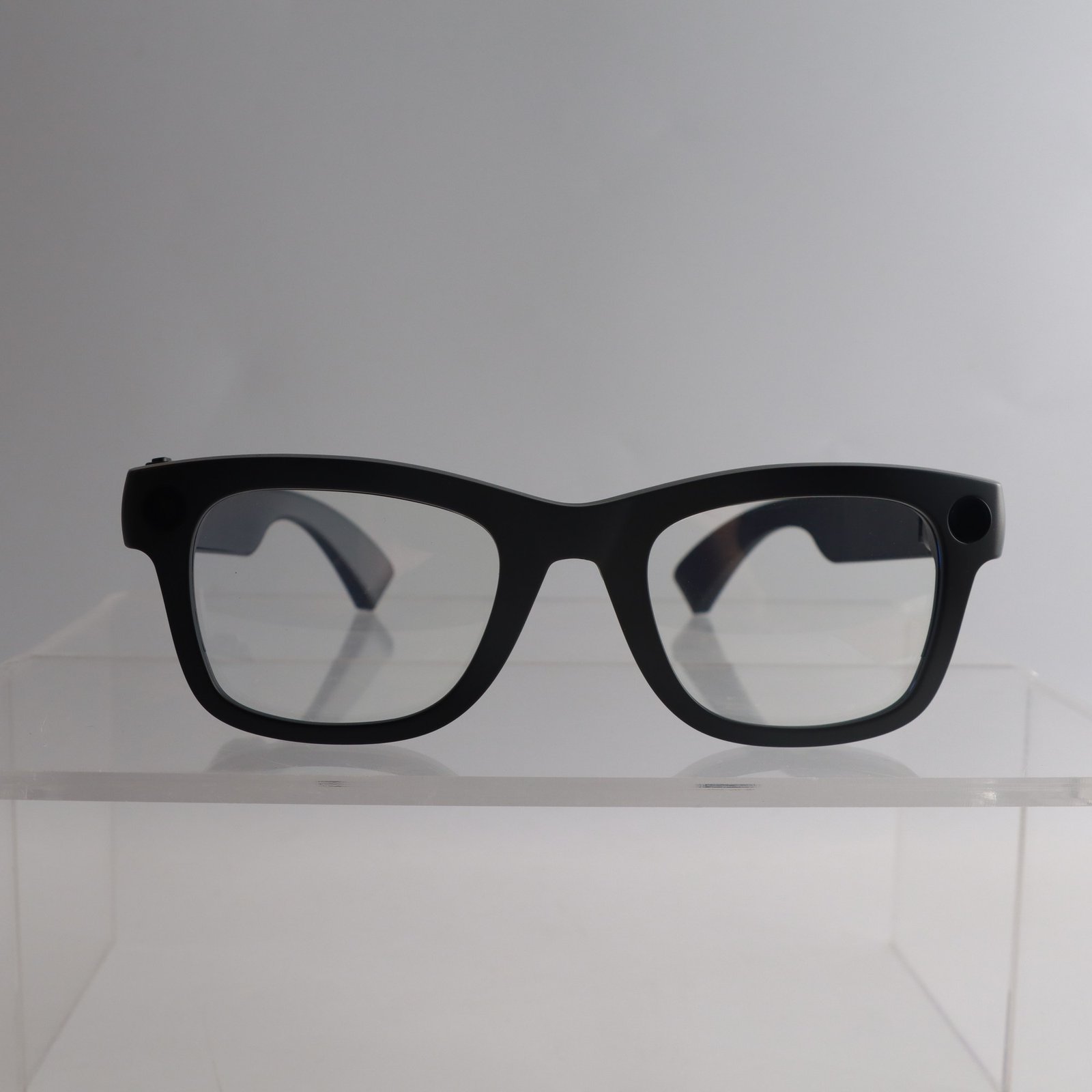 MagiWatch E09 AI camera glasses front product view
